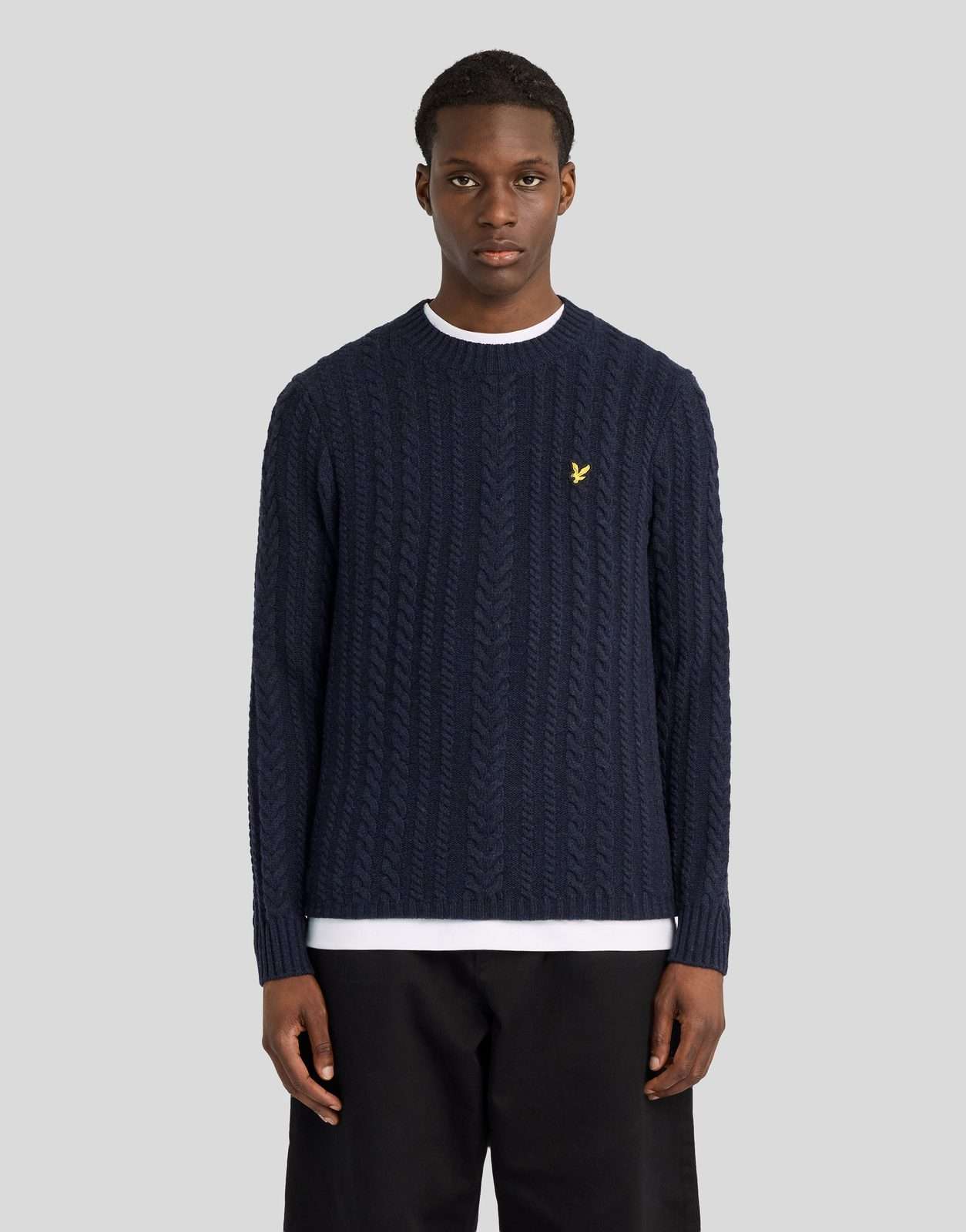 pull torsadé col rond marine Lyle & Scott Dark Navy Marl – vue principale